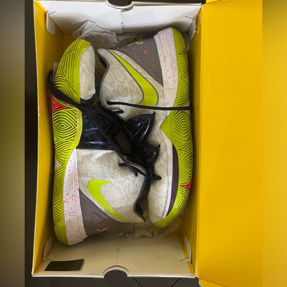 Nike kyrie/kobe chaos